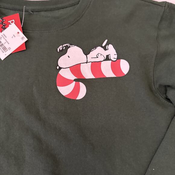 Peanuts 2023 Green Holiday SNOOPY & candy cane Sweatshirt Youth L/Adult XS NWT - Picture 2 of 12